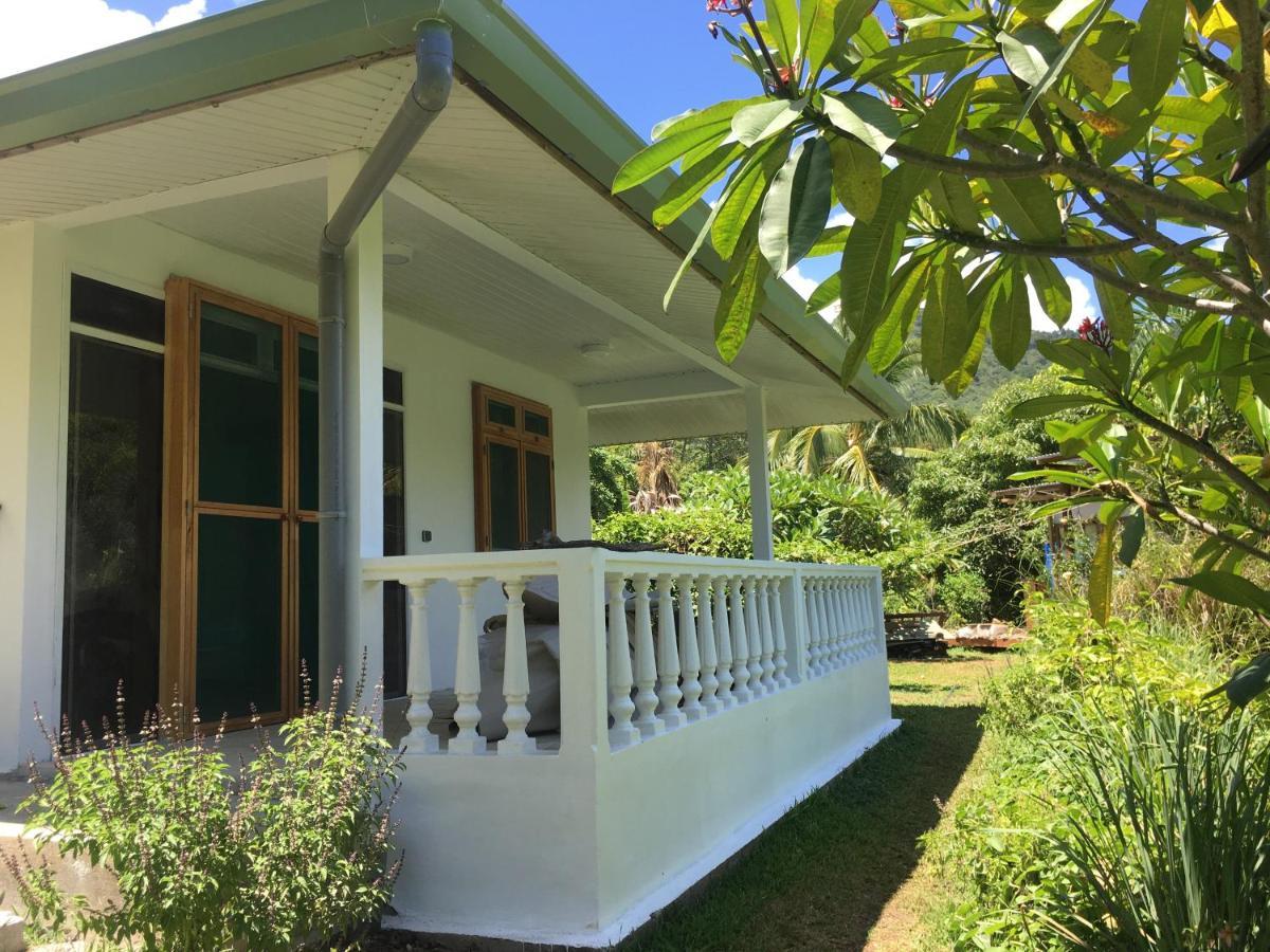 Pension Te Aroha - Te Arii Maatea Esterno foto